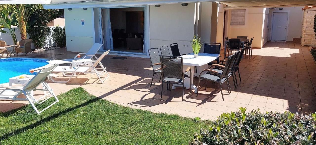Holiday Villa Sunjoy Close To The Beach スーニオ エクステリア 写真